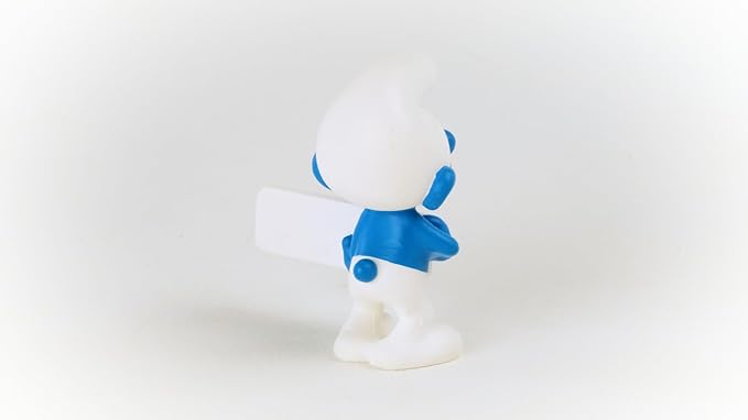 Schleich Smurfs, Collectible Retro Toys and Figurines for All Ages, Keep on Smurfin' Figure - Figurio