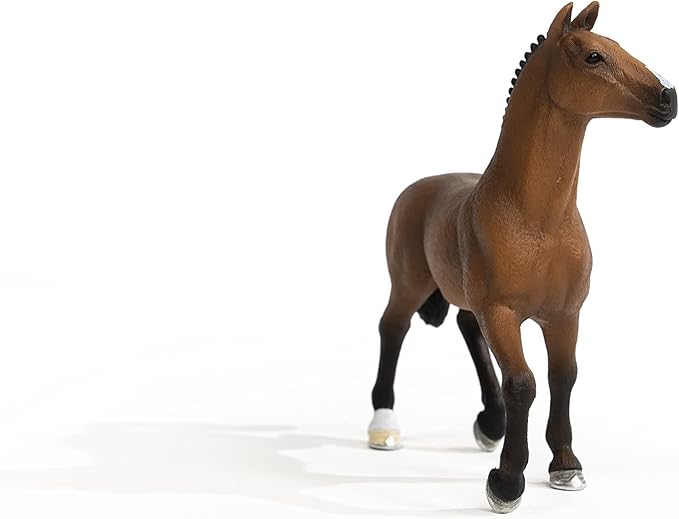 Schleich Horse Club Horses 2022, Realistic Horse Toys for Girls and Boys, Oldenburg Mare Toy Figurine, Ages 5+ - Figurio