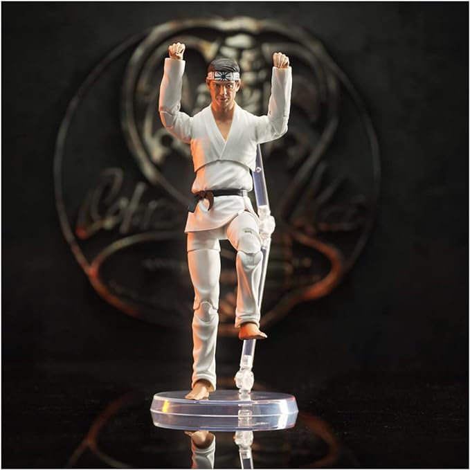 Diamond Select Toys Daniel LaRusso Deluxe Action Figure (Series 1) - Figurio