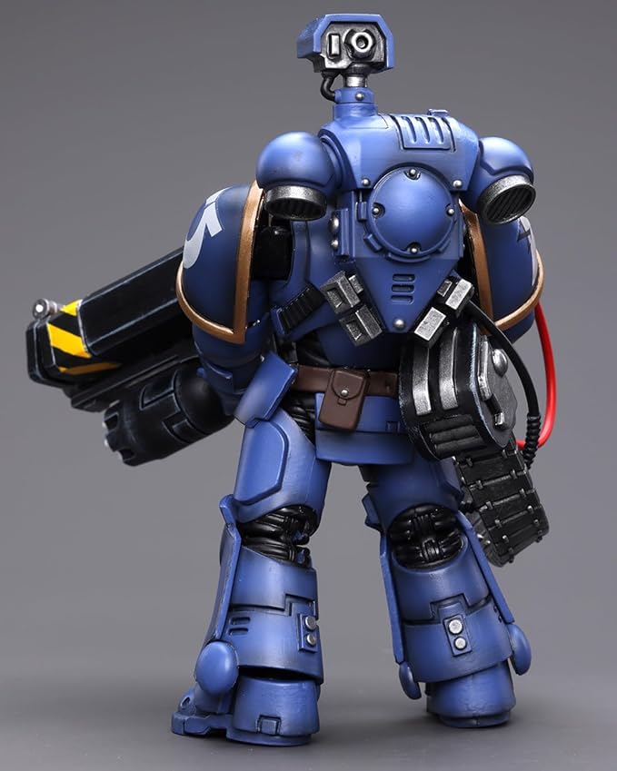 JOYTOY Warhammer 40K 1/18 Action Figures, Ultramarines Desolation Marine with Castellan Launcher (Superkrak) Perfect for Collectors & Decor, an Ideal Figurine Gift - JT8810 - Figurio