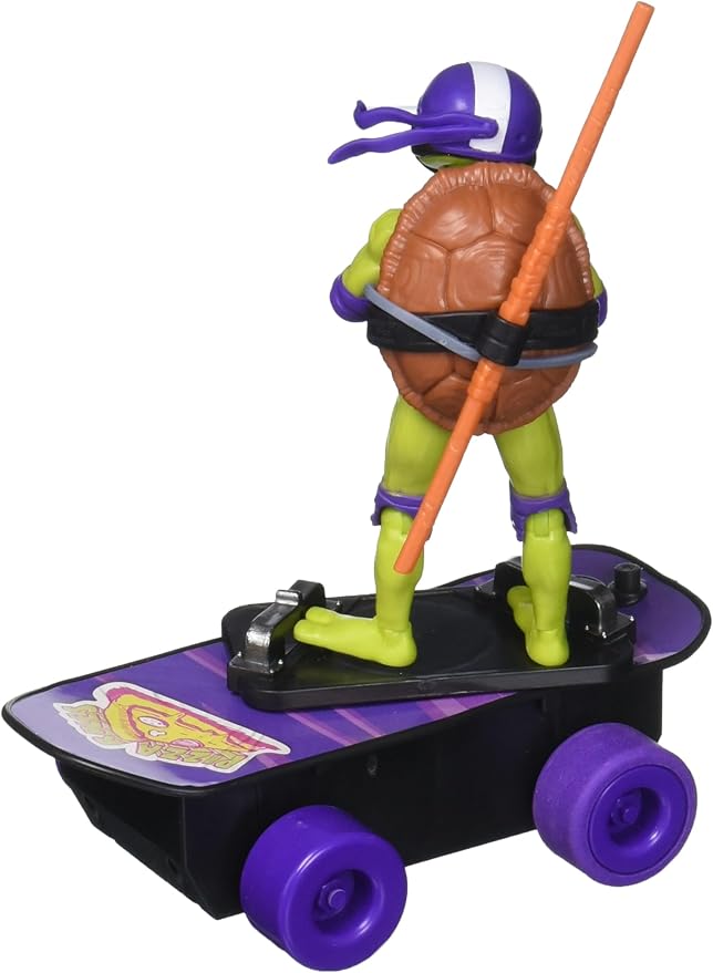 Teenage Mutant Ninja Turtles: Mutant Mayhem Donatello on a Skateboard with Accessories by Playmates Toys - Amazon Exclusive,Multicolor - Figurio