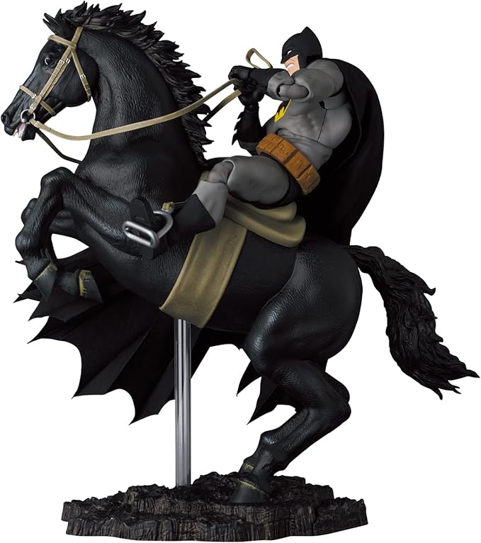 The Dark Knight Returns: Batman & Horse MAFEX Action Figure - Figurio