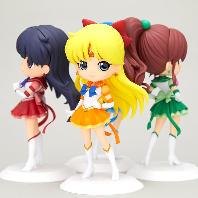 Banpresto - Pretty Guardian Sailor Moon Cosmos The Movie - Eternal Sailor Venus (ver. B), Bandai Spirits Q Posket Figure - Figurio