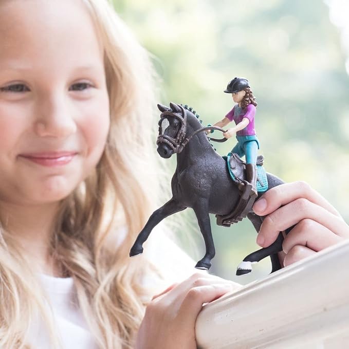 Schleich Horse Club — Lisa & Storm 10 Piece Horse Club Play Set with Rider and Hanoverian Gelding, Horse Gifts for Girls and Boys Ages 5+ - Figurio