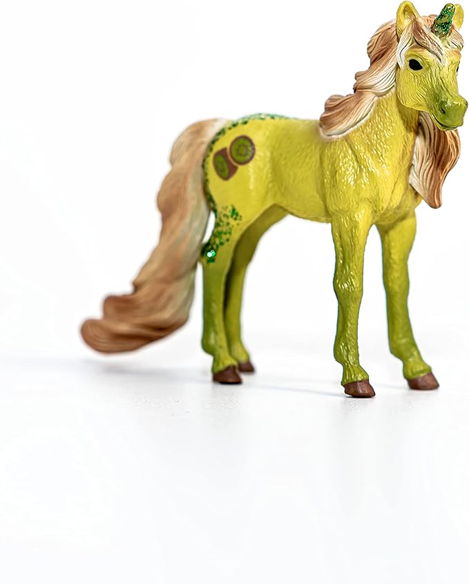 Schleich bayala, Unicorn Toys, Unicorn Gifts for Girls and Boys 5-12 years old, Kiwi Unicorn Foal - Figurio