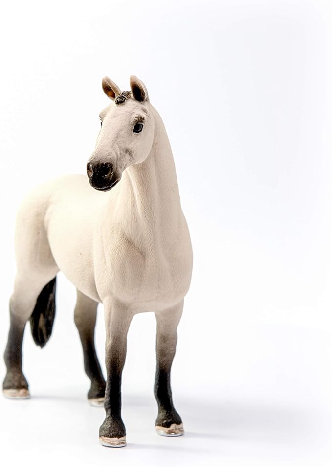 Schleich 13928 - Hannoverian Gelding, Red - Figurio