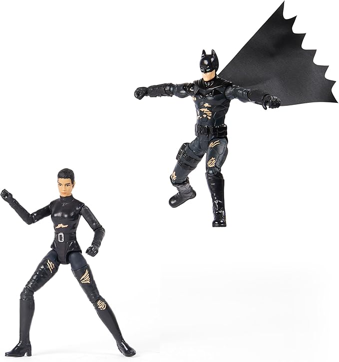 The Batman 2022 Movie Series Selina Kyle Chase Set with Batman and Motorcycle - Figurio