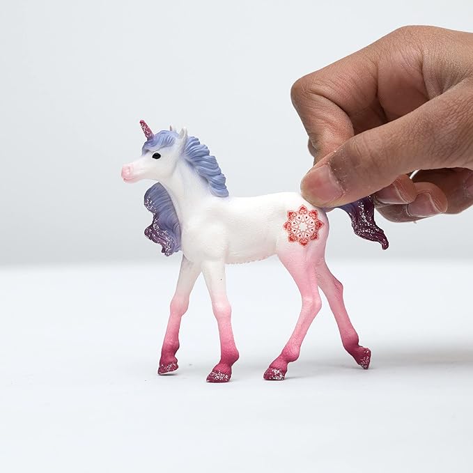 Schleich bayala, Unicorn Toys, Unicorn Gifts for Girls and Boys 5-12 Years Old, Mandala Unicorn Foal - Figurio