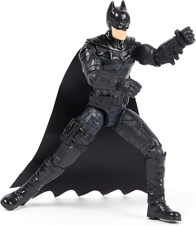 DC Comics, Batman 10cm Action Figure with 3 Accessories and Mystery Card, The Batman Movie Collectible Kids Toys for Boys and Girls Ages 3 and up - Figurio