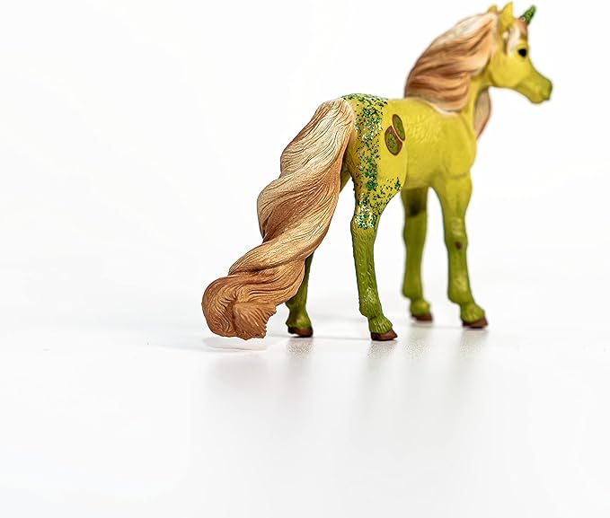 Schleich bayala, Unicorn Toys, Unicorn Gifts for Girls and Boys 5-12 years old, Kiwi Unicorn Foal - Figurio