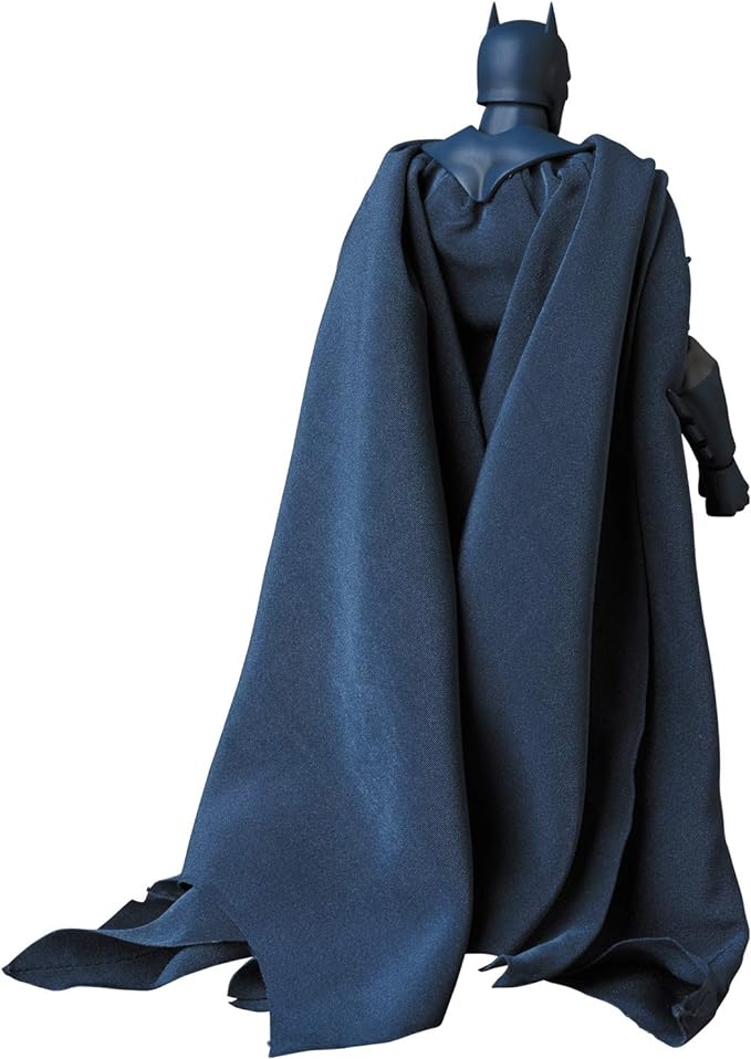 Medicom DC Comics: Batman Hush Mafex Action Figure - Figurio