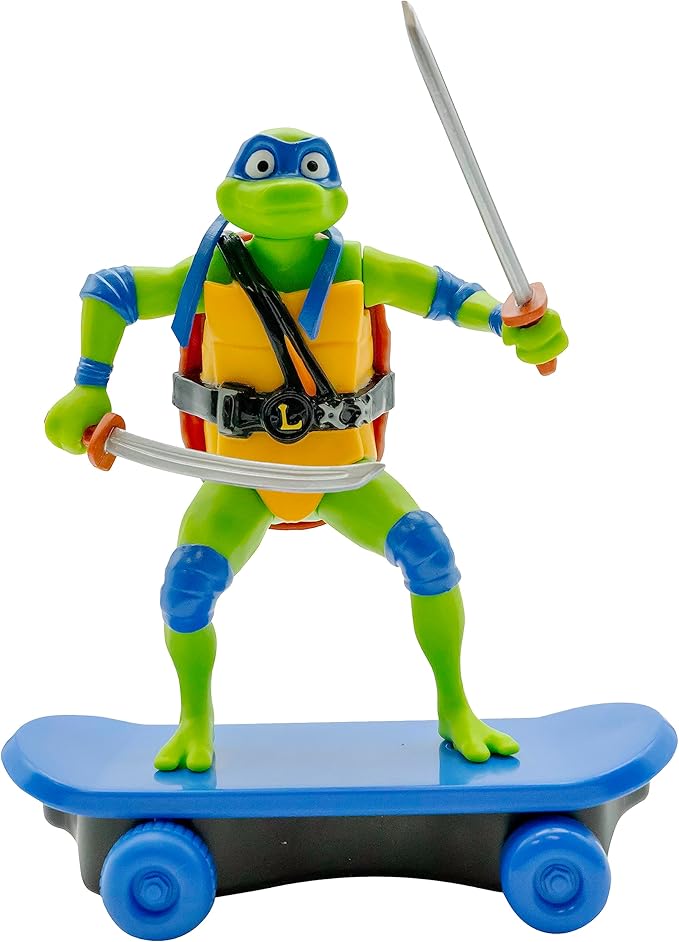 Teenage Mutant Ninja Turtles 5" Sewer Shredders Leonardo Movie Edition, Ages 3+, Pretend Play Toy Figure Playsets, Shred and Battle with TMNT Skate Toy! - Figurio