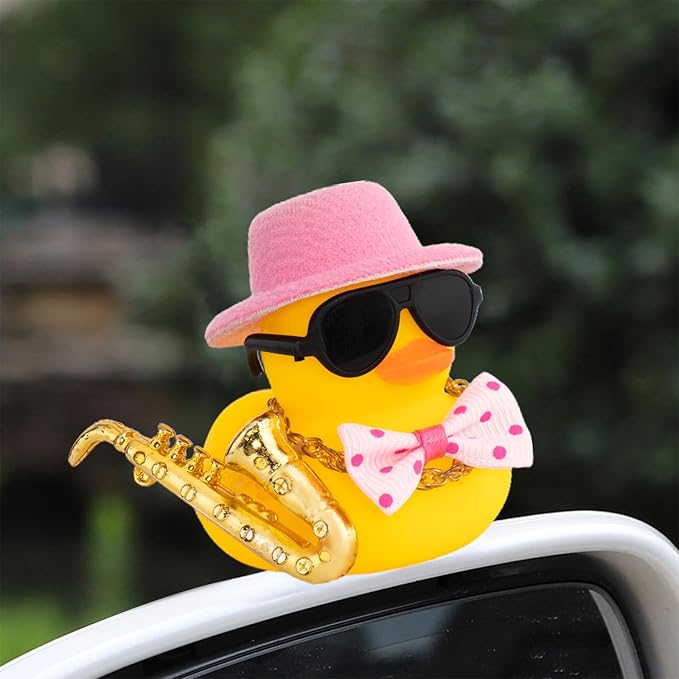 wonuu Rubber Duck Car Ornaments Cute Car Accessories for Duck Car Dashboard Decorations with Bow Tie TOP Hat Necklace and Musical Instruments, Pink hat&tie - Figurio