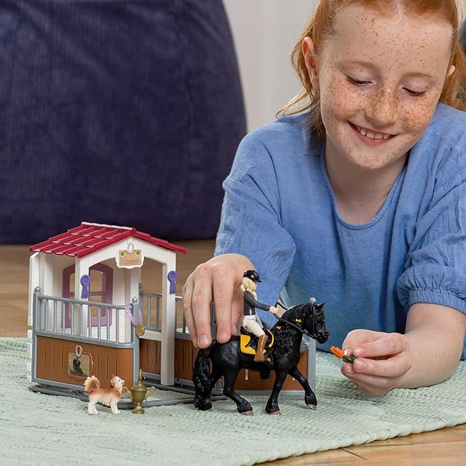 schleich HORSE CLUB — Horse Box with HORSE CLUB Tori & Princess, 26 Piece Horse Stable Play Set, Functional Horse Toys for Girls and Boys Ages 5+ - Figurio