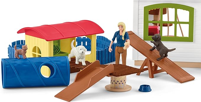 Schleich Farm World Baby Pet Animal Play Hotel with Caretaker Figurine - Large 54-Piece Playset with Dog, Cat, Bunny, Plus Accessories and More, Imagination for Boys and Girls, Gift for Kids Age 3+ - Figurio