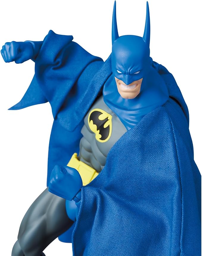 Batman: Knightfall – Batman (Knight Crusader) MAFEX Action Figure - Figurio