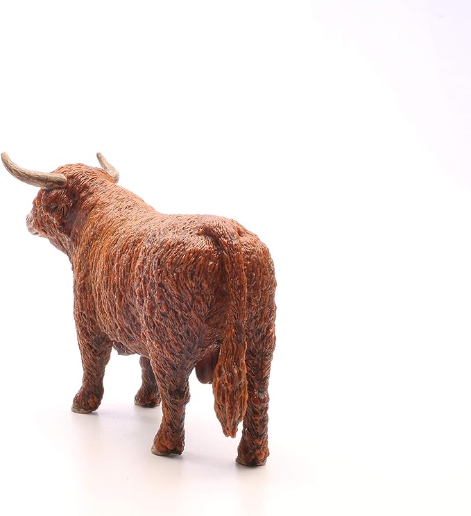 Schleich Farm World Realistic Highland Bull Cow Animal Figurine - Highly Detailed and Durable Farm Animal Toy, Fun and Educational Play for Boys and Girls, Gift for Kids Ages 3+ - Figurio