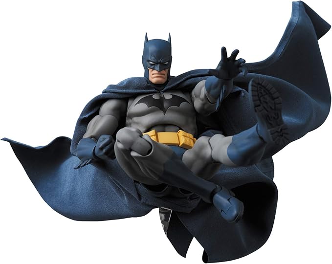 Medicom DC Comics: Batman Hush Mafex Action Figure - Figurio