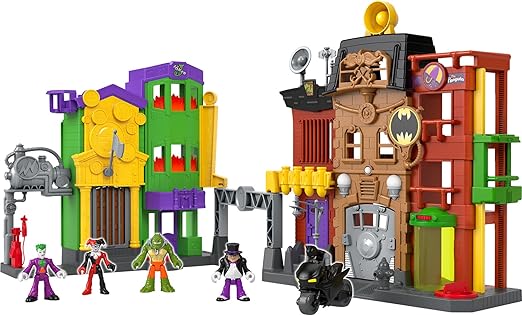 Fisher-Price Imaginext DC Super Friends Batman Toy, Crime Alley Playset with Figures & Accessories for Preschool Kids Ages 3+ Years - Figurio