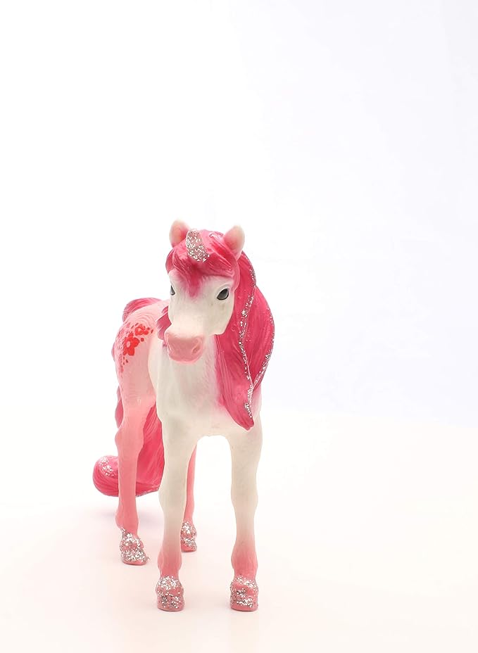 Schleich bayala, Unicorn Toys, Unicorn Gifts for Girls and Boys 5-12 years old, Whalda Unicorn Foal - Figurio