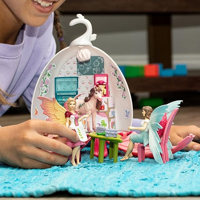 Schleich bayala Fairy Cafe Blossom - 21-Piece Magical Fairy and Unicorn Figurine Playset with Dollhouse and Accessories, Enchanted Play Dollhose for Girls and Boys, Gift Ready, Ages 5-12 - Figurio