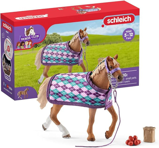 Schleich Horse Club, Toys for Girls and Boys, Engligh Thoroughbred Horse Set with Horse Toy and Accessories, 4 Pieces, Ages 5+ - Figurio