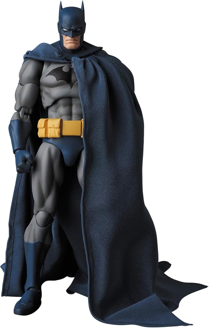 Medicom DC Comics: Batman Hush Mafex Action Figure - Figurio