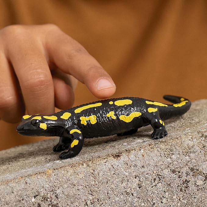 Schleich Wild Life New 2024 Wild Animal Toy Fire Salamander Lizard Figurine - Figurio