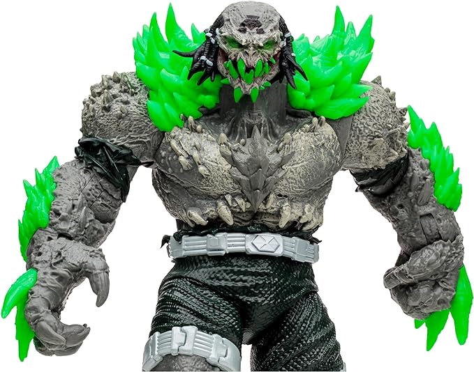 McFarlane Toys - DC Multiverse Kryptonite Doomsday (Superman/Batman) Mega Figure - Figurio