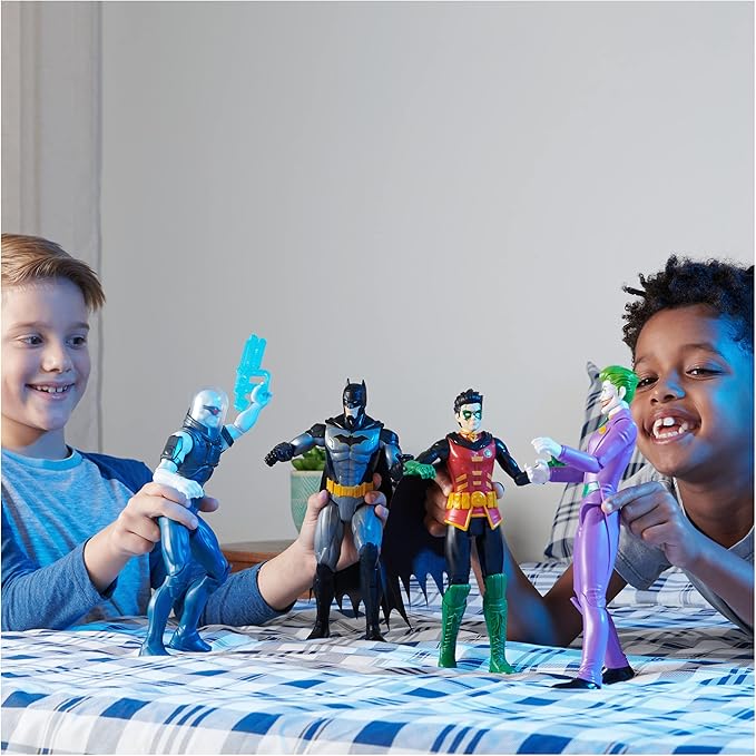 DC Comics, Batman and Robin vs. The Joker and Mr. Freeze, 12-inch Action Figures, Kids Toys for Boys and Girls Ages 3 and Up - Figurio