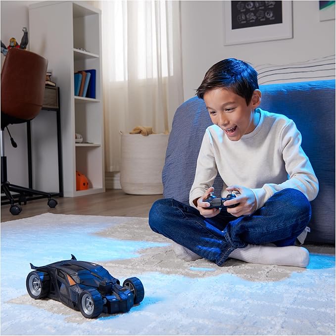 DC Comics, Batman Batmobile Remote Control Car, Easy to Drive, Compatible with Batman Figures, Kids Toys for Boys and Girls Ages 4 and Up - Figurio