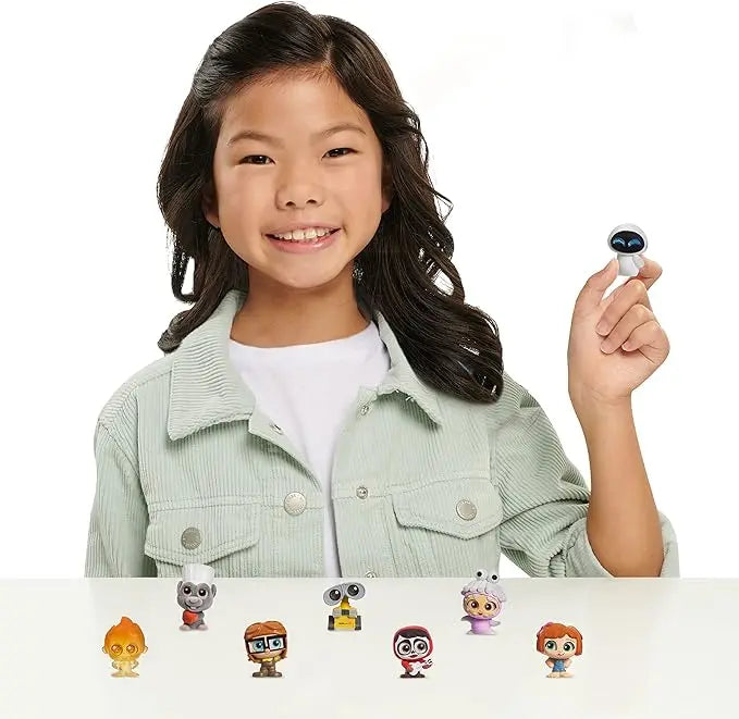 Disney Doorables Pixar Fest Collection Peek, Officially Licensed Kids Toys for Ages 5 Up by Just Play - Figurio