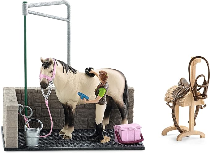 Schleich Horse Club, Gifts for Girls and Boys, Horse Wash Area Set with Horse Figurine, 11 Pieces, Ages 5+ - Figurio